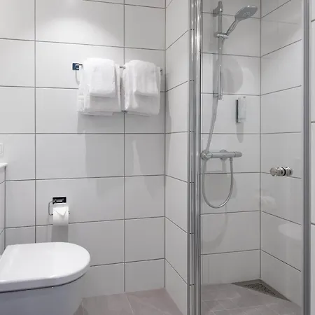 Hotel Thon Partner Parken 4*