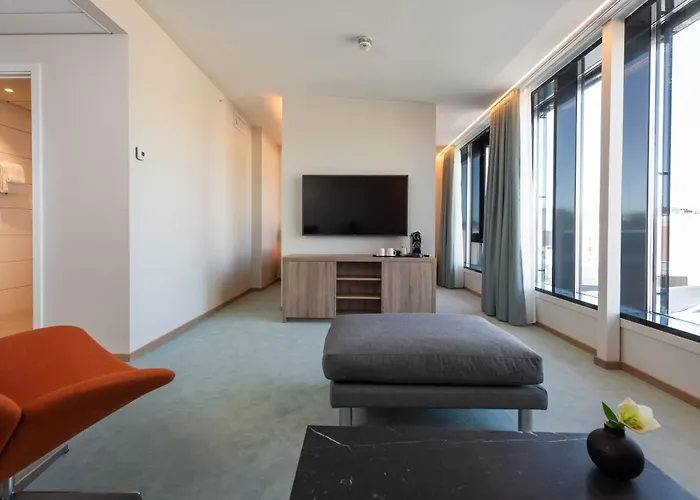 Hotel Thon Parken 4*