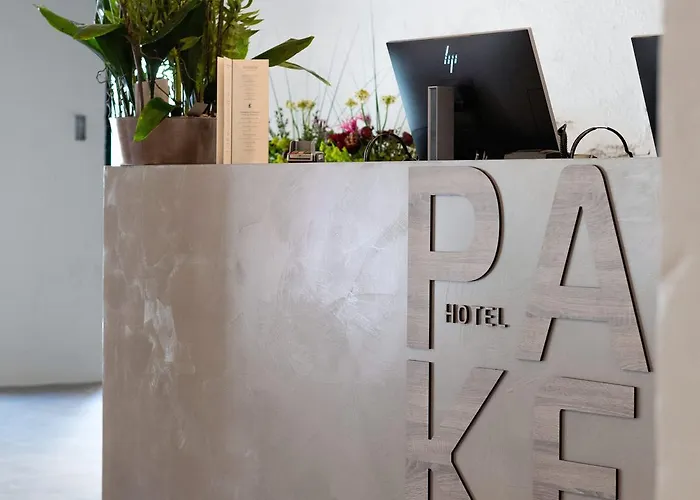 Hotel Thon Parken 4*