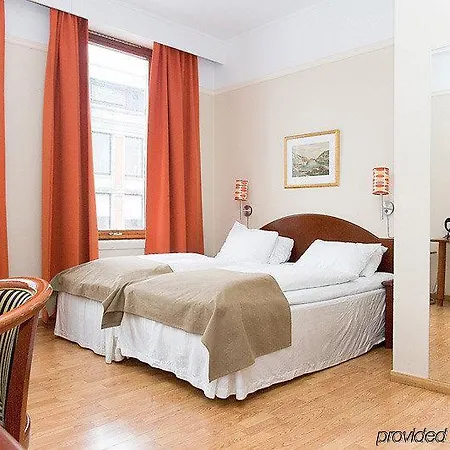 Thon Partner Parken Hotell 4*